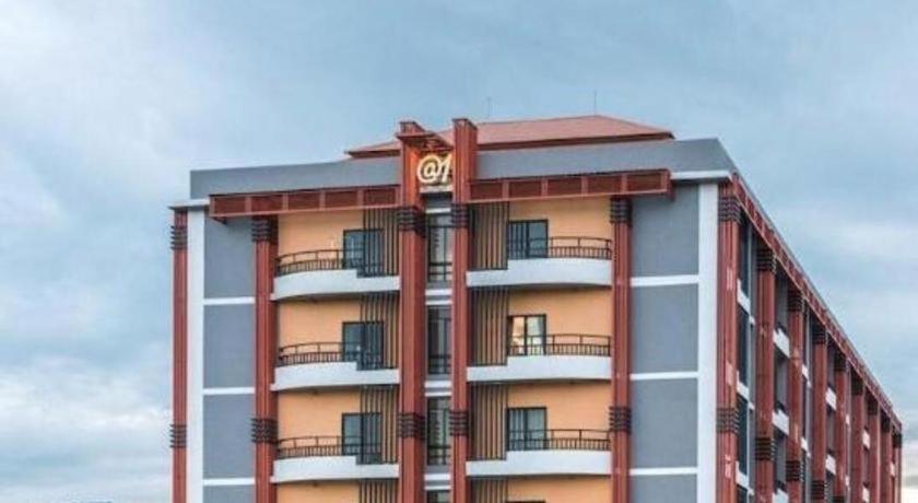 แอท วัน โฮเทล เชียงราย  Hotel ภายนอก รูปภาพ